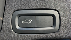 Volvo Xc60 2.0 B4D Momentum 5dr Geartronic Diesel Estate